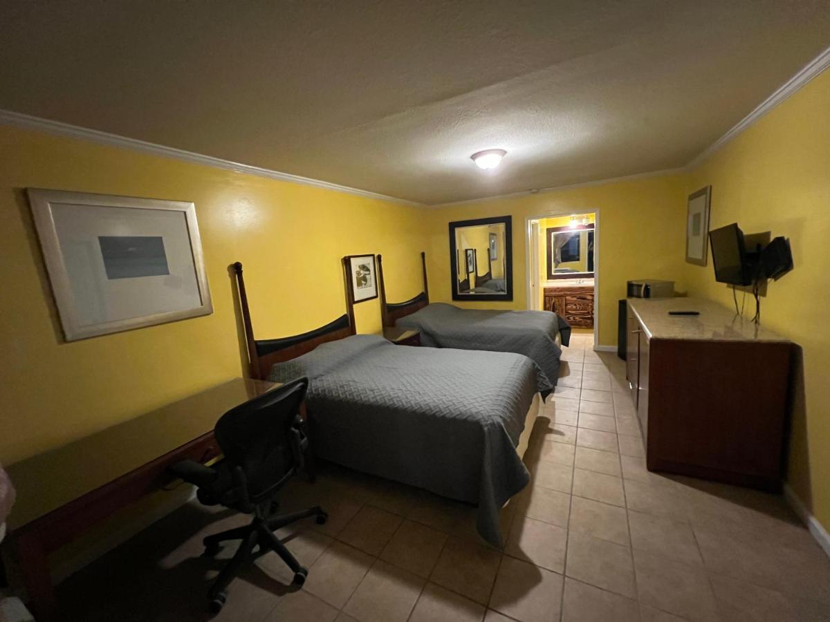 Dragon Inn & Suites Fayette Экстерьер фото
