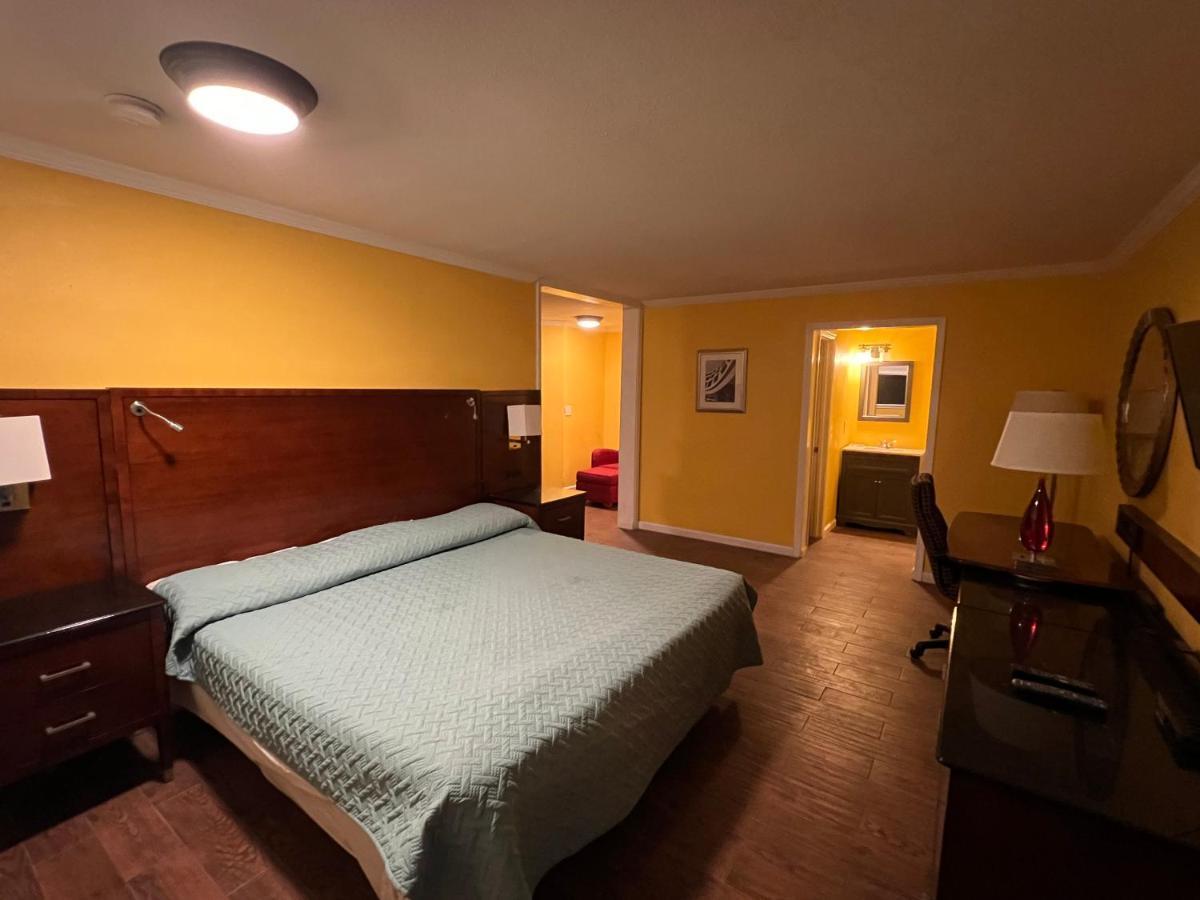 Dragon Inn & Suites Fayette Экстерьер фото