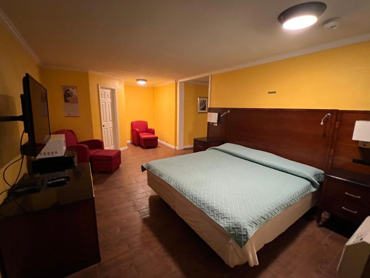 Dragon Inn & Suites Fayette Экстерьер фото